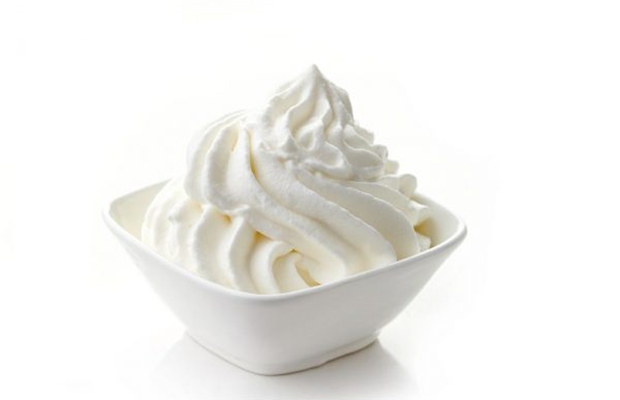Whipping Cream là gì và tính năng của nó trong việc làm kem tươi?
